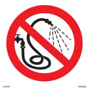 Symbol skilt forbudt at sprøjte med vand